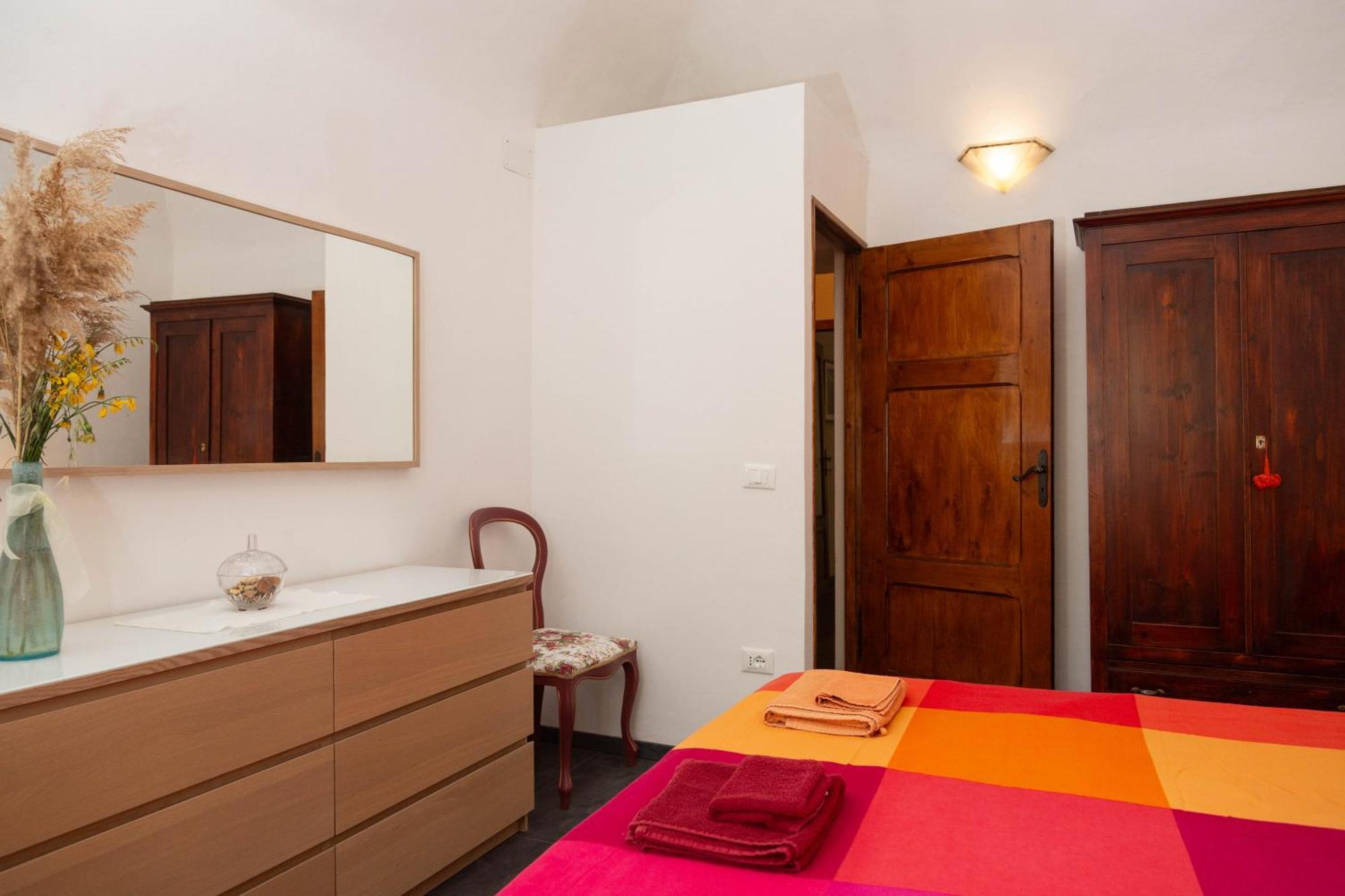 Il Cantuccio- Appartamento In Centro Con Giardino Volterra Exterior foto